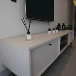 - Meta Homes - Vilă