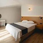 - Meta Homes -