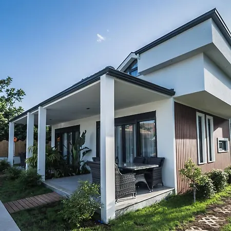 - Meta Homes -