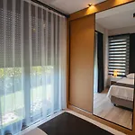 - Meta Homes - Вилла