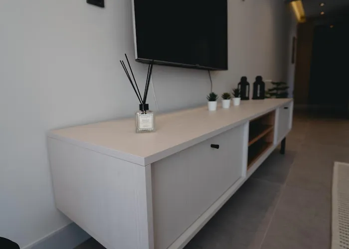 - Meta Homes - Villa