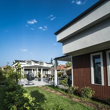 - Meta Homes -