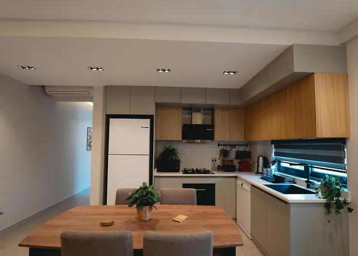 - Meta Homes - Villa