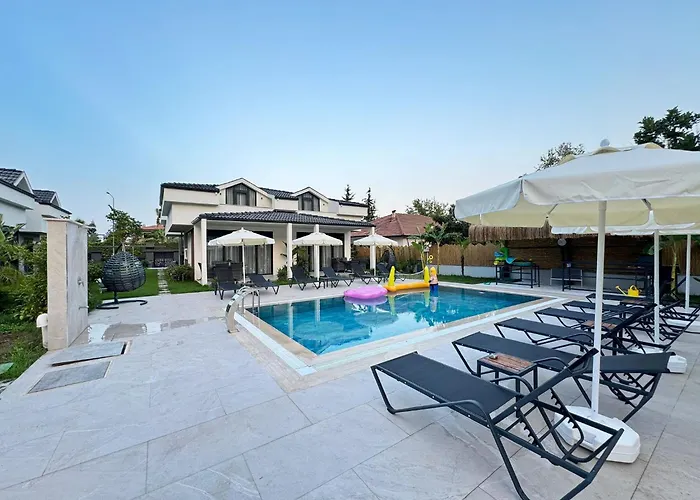 - Meta Homes - *
