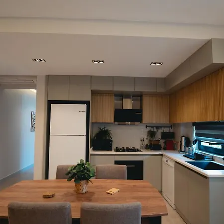 - Meta Homes - Villa